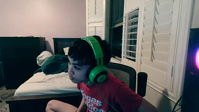 youngasianboy2007 online show from February 2026 08:29:02 AM