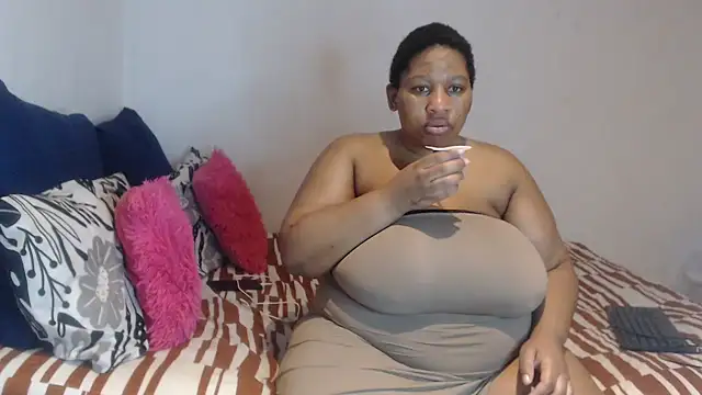 Snapshot of PIXIEBITCHXXX26 chatting on February 2026 07:12:02 PM PIXIEBITCHXXX26 online show from February 2026 07:12:02 PM