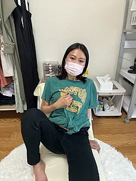 Snapshot of mia2_jp chatting on July 2026 09:11:02 AM mia2 jp online show from July 2026 09:11:02 AM