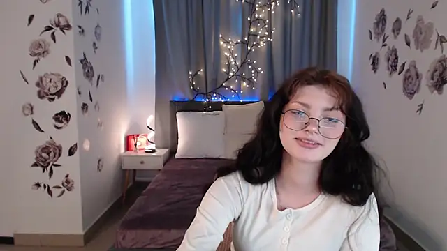 MileyRood online show from November 2025 01:05:02 AM