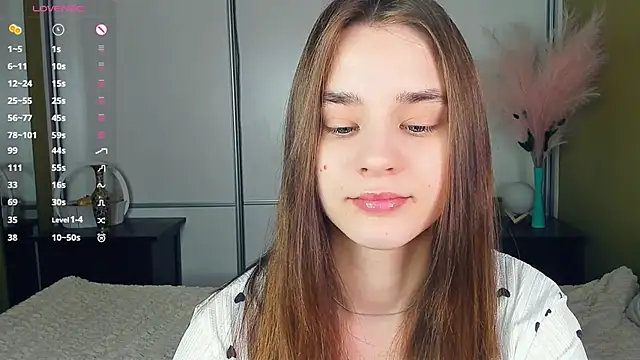 JinnyMcie online show from April 2026 06:58:01 AM