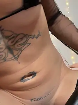 Martyca Beee online show from March 2026 05:28:02 PM