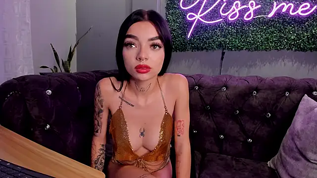 scarlettvelvet  online show from December 2025 07:53:02 PM