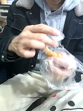 chougegg0214 online show from January 2026 01:30:01 AM