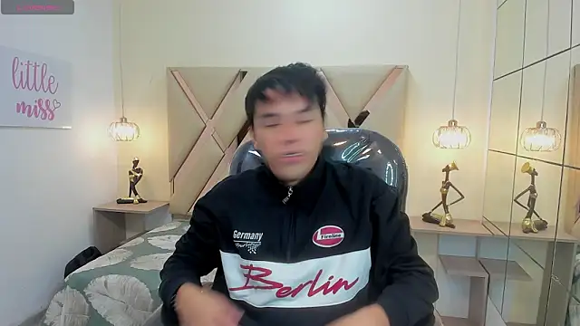 StiwenTwink online show from December 2025 07:41:02 PM