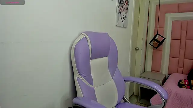 Snapshot of Klaret_Toy chatting on June 2026 02:54:02 PM Klaret Toy online show from June 2026 02:54:02 PM