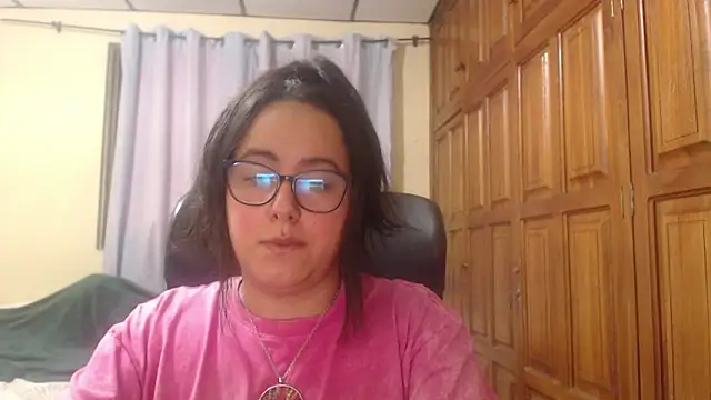 Venus cat  online show from February 2026 02:19:01 AM