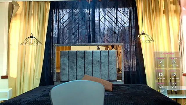 Snapshot of scarlet_milf_ chatting on October 2025 05:04:01 PM scarlet milf online show from October 2025 05:04:01 PM