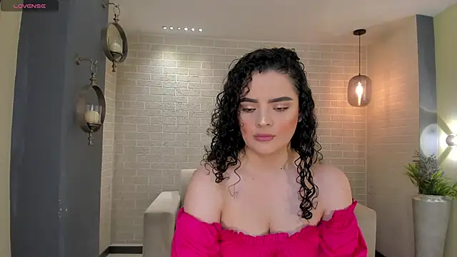 KylieJenkins online show from November 2025 11:21:02 AM