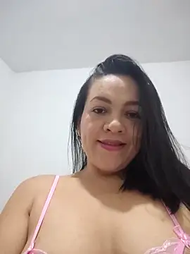 LindaSalo33 online show from October 2025 03:14:02 AM