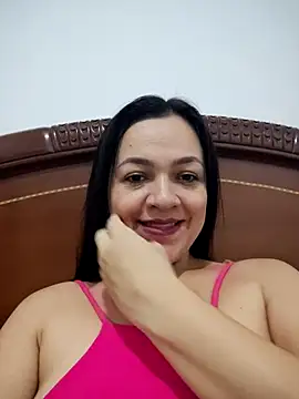 LindaSalo33 online show from October 2025 04:31:02 AM
