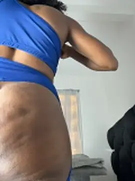 MerliaSsomer online show from November 2025 12:28:02 PM