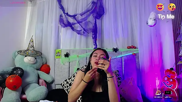 emy brunette online show from October 2025 11:55:01 AM