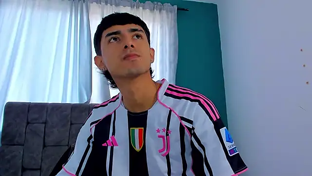 Snapshot of Anthony_carter chatting on November 2025 02:27:02 PM Anthony carter online show from November 2025 02:27:02 PM