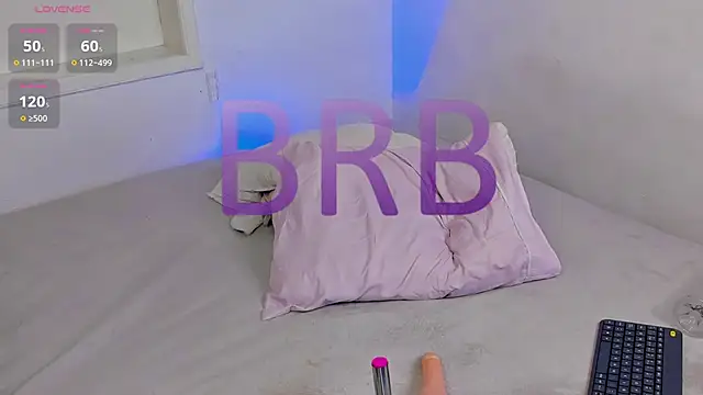 Alejarossi online show from March 2026 03:28:02 PM