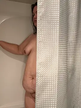BrattyKrystal online show from October 2025 12:58:01 PM