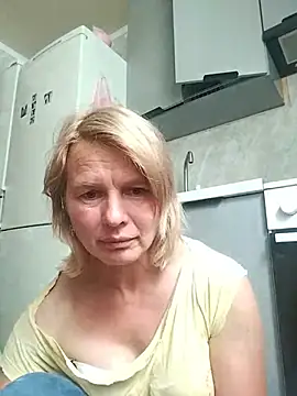 Snapshot of Masha412111 chatting on July 2026 05:22:02 AM Masha412111 online show from July 2026 05:22:02 AM