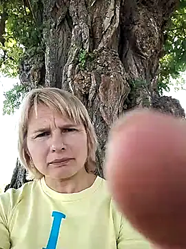 Snapshot of Masha412111 chatting on July 2026 05:22:01 AM Masha412111 online show from July 2026 05:22:01 AM