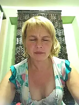Snapshot of Masha412111 chatting on July 2026 09:29:02 PM Masha412111 online show from July 2026 09:29:02 PM