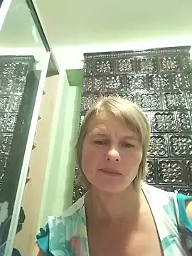 Snapshot of Masha412111 chatting on July 2026 08:44:01 PM Masha412111 online show from July 2026 08:44:01 PM