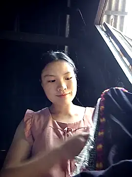 Snapshot of Hin_xx chatting on October 2025 01:49:01 AM Hin xx online show from October 2025 01:49:01 AM