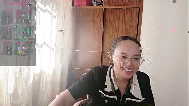 yueliang-166 online show from October 2025 06:32:02 AM