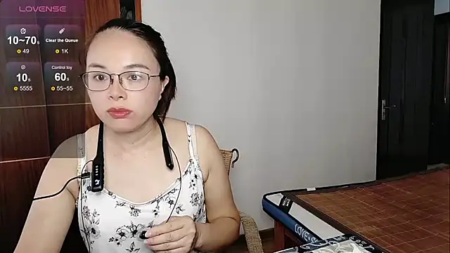 yueliang-166 online show from October 2025 08:12:01 AM