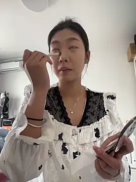 chibaoao66 online show from October 2025 12:38:02 AM