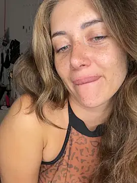 Snapshot of Malasantababy chatting on October 2025 11:35:02 PM Malasantababy online show from October 2025 11:35:02 PM