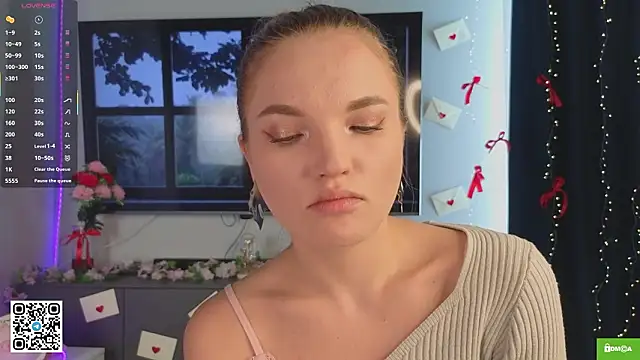 JulieLupo online show from March 2026 06:08:01 AM