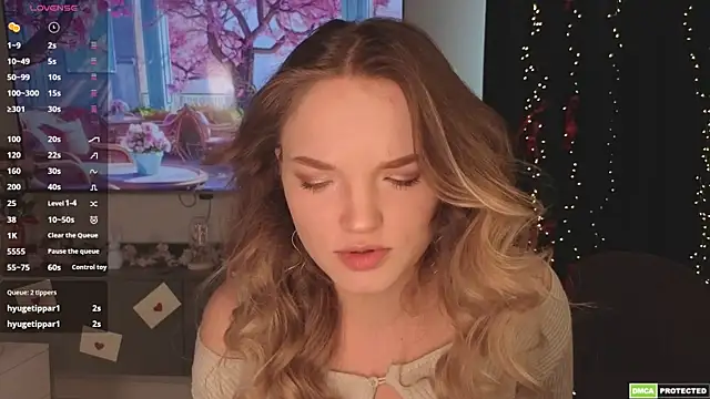 JulieLupo online show from April 2026 06:47:01 AM