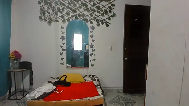 Snapshot of Ebony_luna chatting on July 2026 07:19:01 PM Ebony luna online show from July 2026 07:19:01 PM
