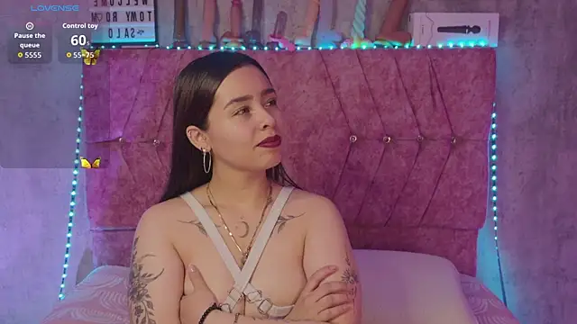 Snapshot of Mia_lopez_1 chatting on June 2026 12:54:02 AM Mia lopez 1 online show from June 2026 12:54:02 AM