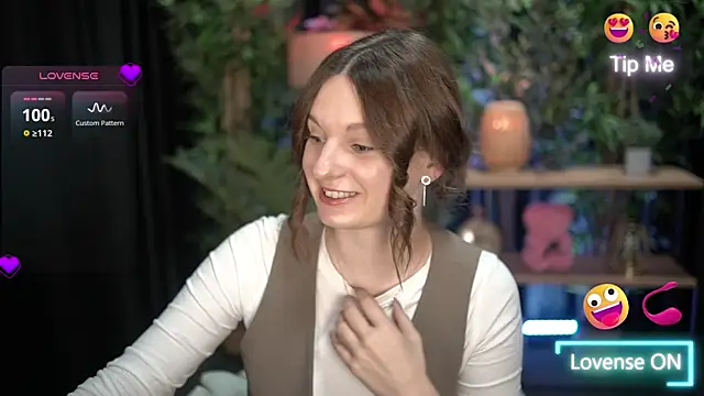 xoxo molly online show from November 2025 11:04:02 PM