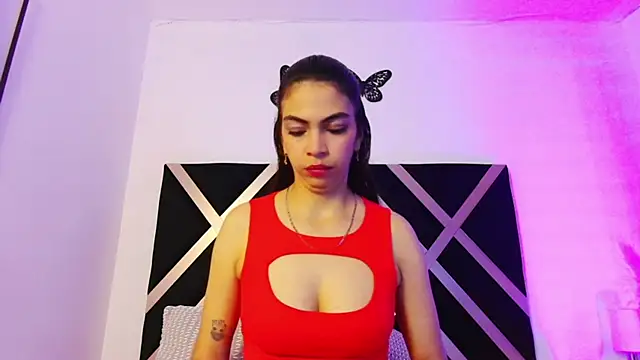 Snapshot of EvangelineBonet chatting on October 2025 12:14:01 PM EvangelineBonet online show from October 2025 12:14:01 PM