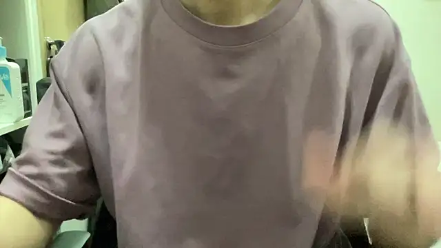 16hornydog online show from October 2025 04:18:02 PM