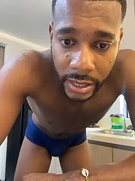 johnjaguar1  online show from April 2026 06:21:02 PM