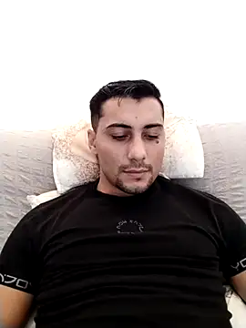 gooddboy01 online show from October 2025 12:06:02 PM