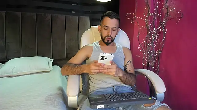 Lobo sex21 online show from October 2025 08:42:01 PM