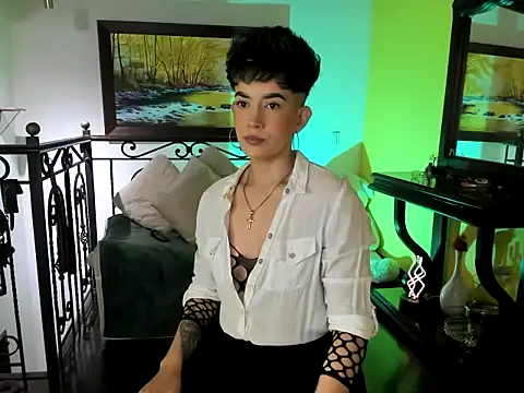 Zulyhenao online show from October 2025 05:30:01 AM