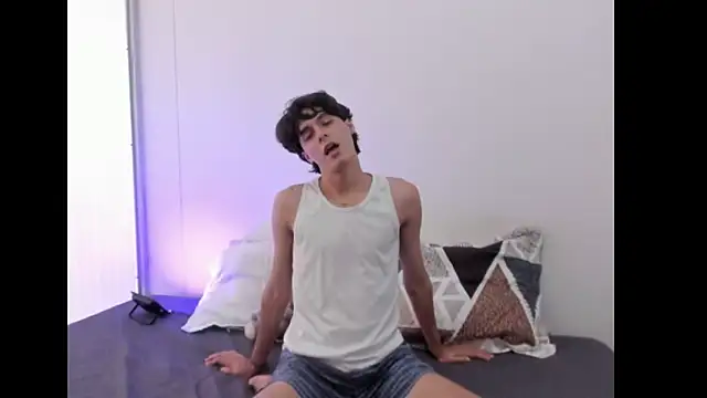 luccas ferreira online show from April 2026 07:37:01 PM