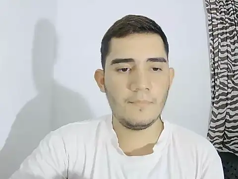 camilowhite 1 online show from October 2025 07:03:01 PM