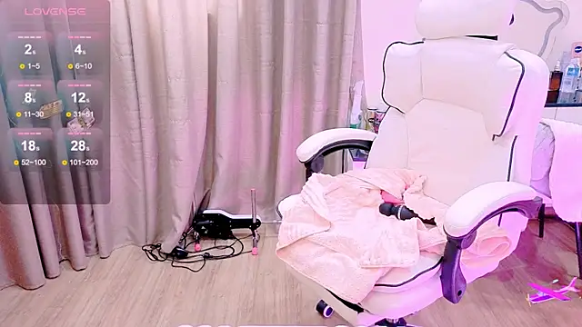 Snapshot of _Aria_Moonie chatting on October 2025 02:58:02 AM Aria Moonie online show from October 2025 02:58:02 AM