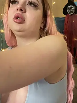 KellyMoors online show from November 2025 01:16:01 AM