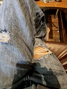 Lili 2love online show from November 2025 01:15:02 AM