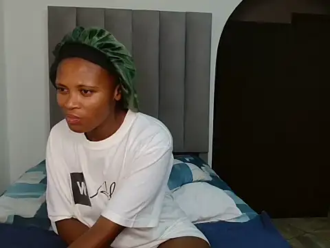 Sex bomb30 online show from October 2025 09:21:02 PM