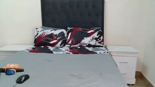 Sex bomb30 online show from November 2025 12:38:02 PM