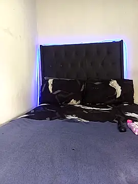 Sex bomb30 online show from March 2026 01:59:01 PM