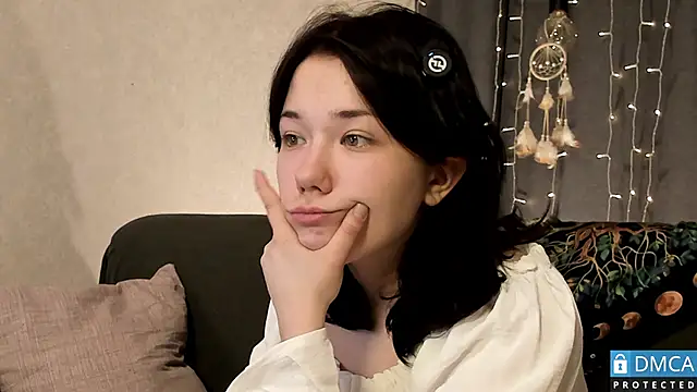 Kelly foox online show from April 2026 11:10:01 AM