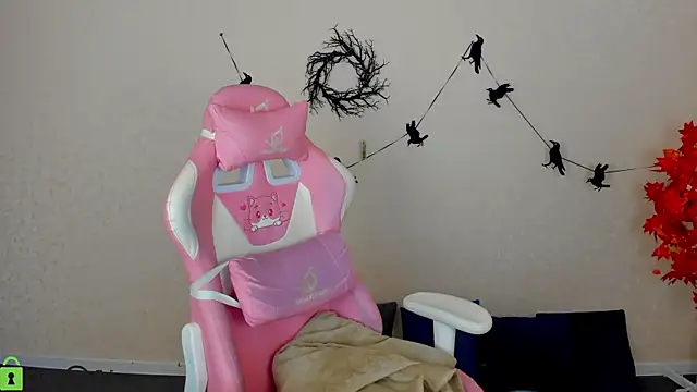 Snapshot of L1na_Reeds chatting on November 2025 01:04:02 AM L1na Reeds online show from November 2025 01:04:02 AM